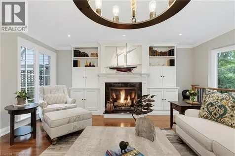 339 Smith Avenue Burlington ON L7R 2T9