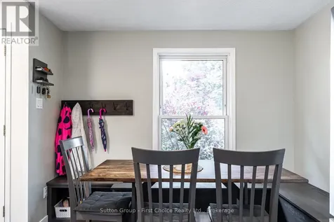 112 Kathryn Crescent Stratford ON N5A 2Y7