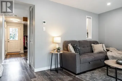 112 Kathryn Crescent Stratford ON N5A 2Y7