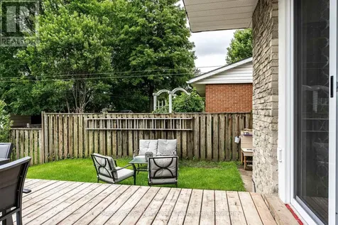 112 Kathryn Crescent Stratford ON N5A 2Y7