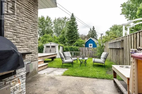 112 Kathryn Crescent Stratford ON N5A 2Y7