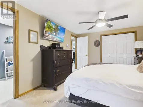 757 Mackendrick Drive Kincardine ON N2Z 3A4