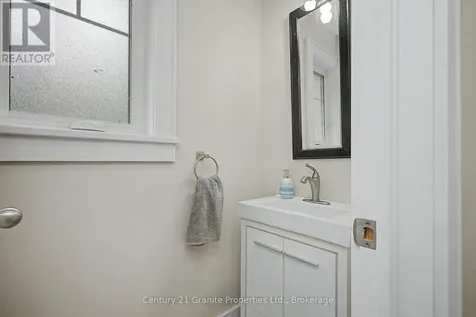 64 Loucks Road Seguin ON P2A 0B2