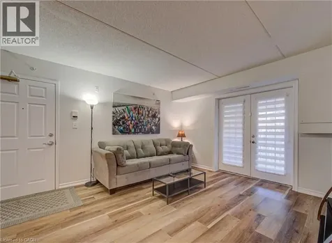 1490 Bishops Gate Oakville ON L6M 4N3