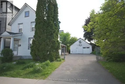 345 Tweedsmuir Avenue Ottawa ON K1Z 5N3