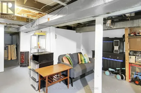 345 Tweedsmuir Avenue Ottawa ON K1Z 5N3