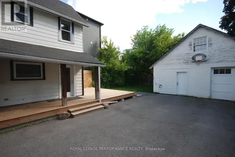 345 Tweedsmuir Avenue Ottawa ON K1Z 5N3
