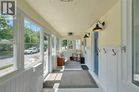 17 Lowe Street Chatham ON N7L 1J6