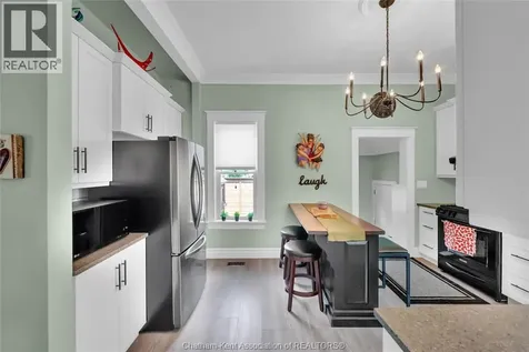 17 Lowe Street Chatham ON N7L 1J6