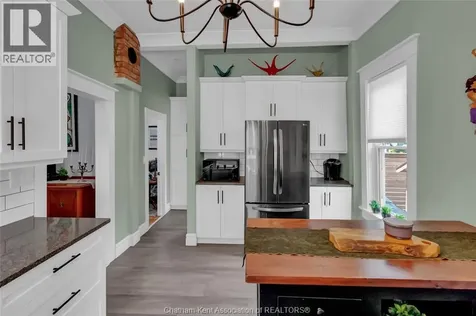 17 Lowe Street Chatham ON N7L 1J6