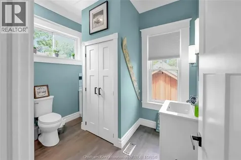 17 Lowe Street Chatham ON N7L 1J6