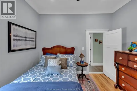 17 Lowe Street Chatham ON N7L 1J6