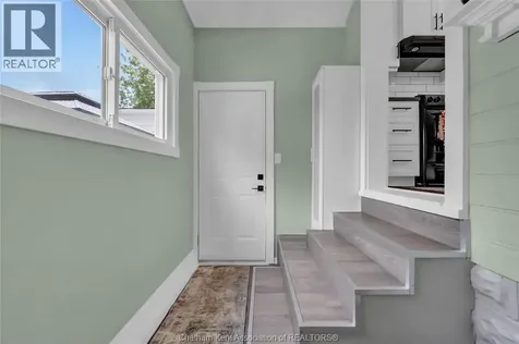 17 Lowe Street Chatham ON N7L 1J6
