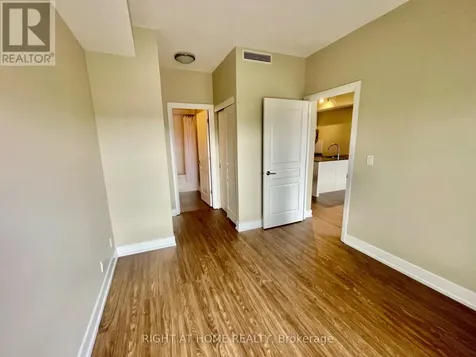118 Holmwood Avenue Ottawa ON K1S 5J5