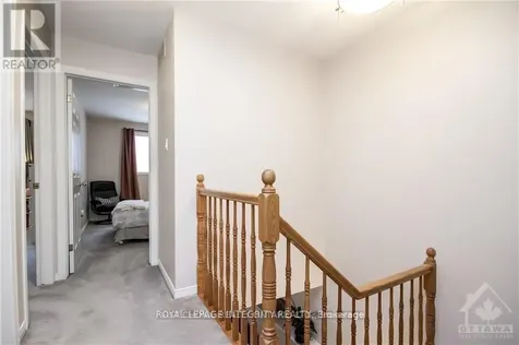 15 Peterson Place Ottawa ON K2L 4A8