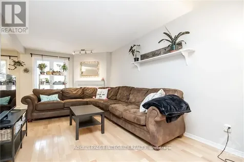 15 Peterson Place Ottawa ON K2L 4A8