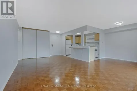 665 Bathgate Drive Ottawa ON K1K 3Y4