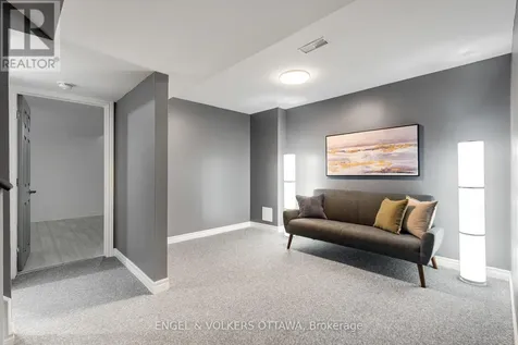 1152 Des Forets Avenue Ottawa ON K1C 5K6