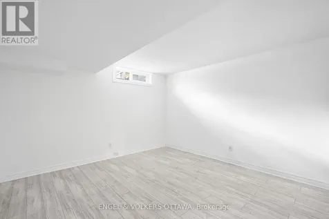 1152 Des Forets Avenue Ottawa ON K1C 5K6