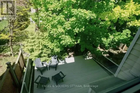 1152 Des Forets Avenue Ottawa ON K1C 5K6