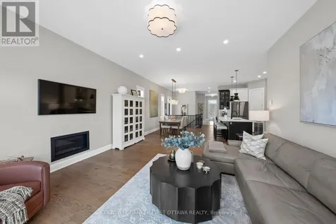 108 Scorpio Mews Ottawa ON K4M 0K3