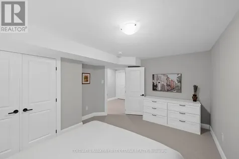 108 Scorpio Mews Ottawa ON K4M 0K3
