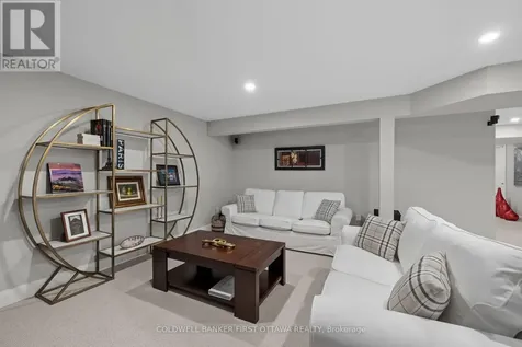 108 Scorpio Mews Ottawa ON K4M 0K3