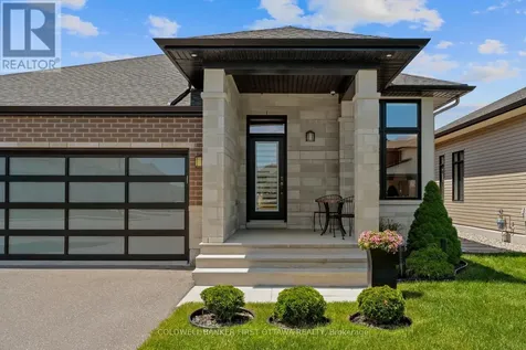 108 Scorpio Mews Ottawa ON K4M 0K3