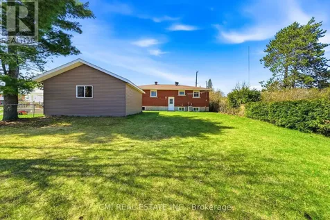 625 First Avenue Laurentian Valley ON K8A 5E3