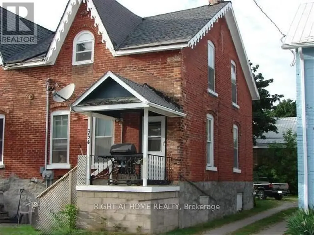 326 & 334 11th Street East Owen Sound ON N4K 1V2