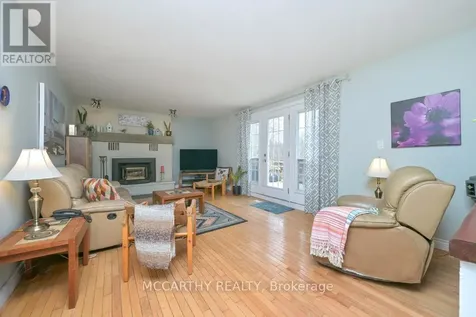 11 Lynda Avenue Mono ON L9W 1Z4