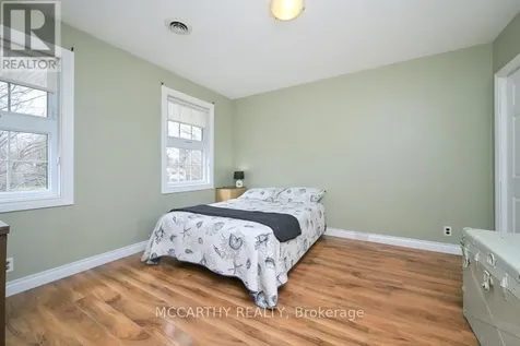 11 Lynda Avenue Mono ON L9W 1Z4