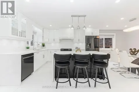212 Wedgewood Drive Cambridge ON N1S 4P8