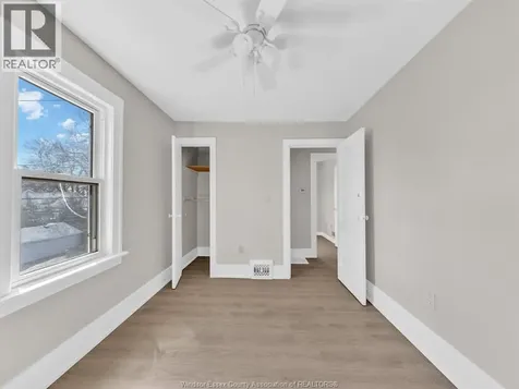 535 Pine Street Windsor ON N9A 6E6
