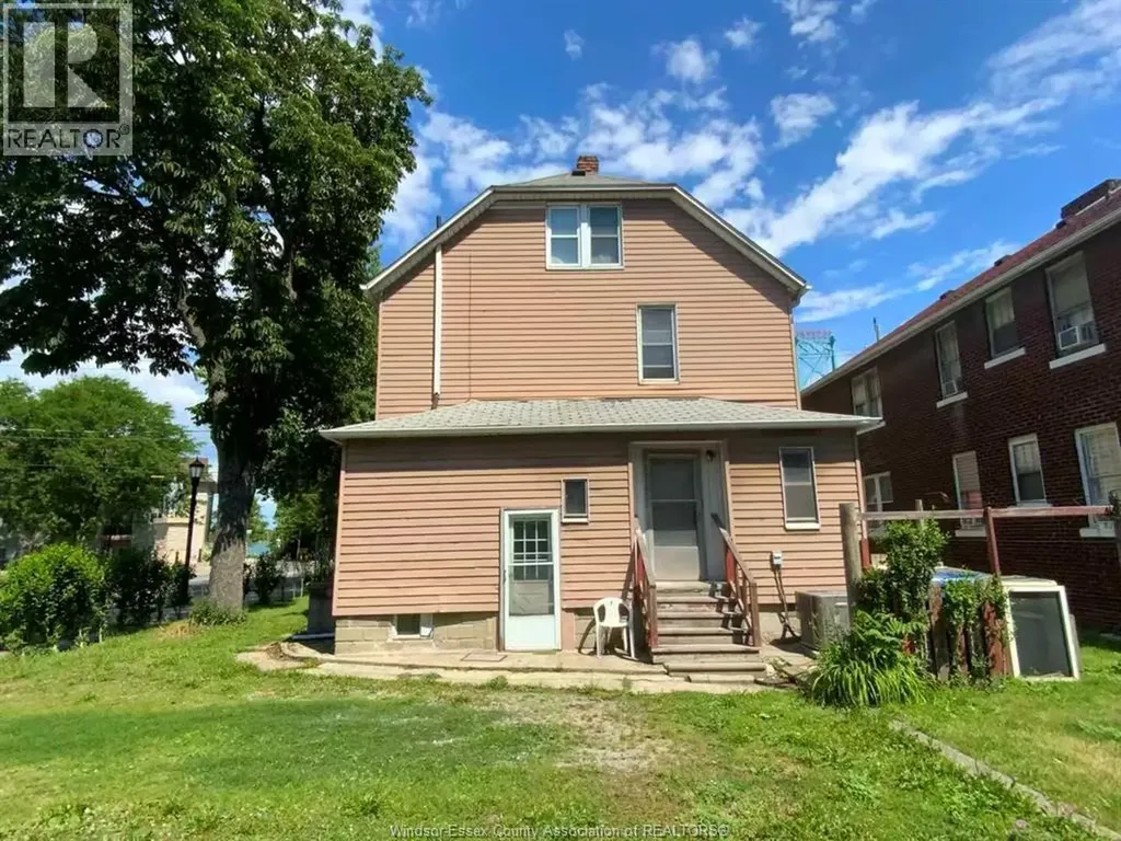 2995 University Ave W Windsor ON N9C 1G4
