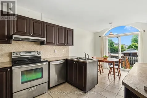 132 Montmorency Way Ottawa ON K4A 0J2