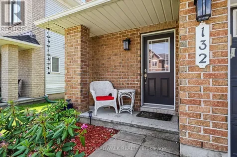 132 Montmorency Way Ottawa ON K4A 0J2