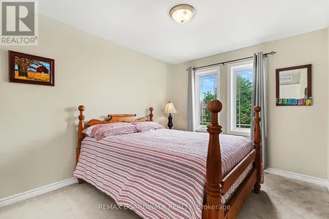 132 Montmorency Way Ottawa ON K4A 0J2