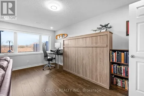 756 Dearborn Private Ottawa ON K1T 0W3