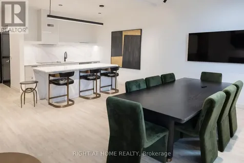 180 George Street Ottawa ON K1N 0G8