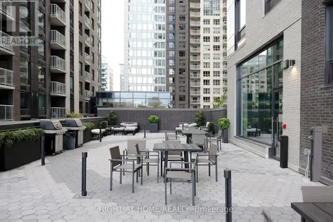 180 George Street Ottawa ON K1N 0G8
