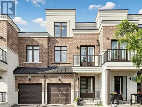 240 Elyse Court Aurora ON L4G 2C9
