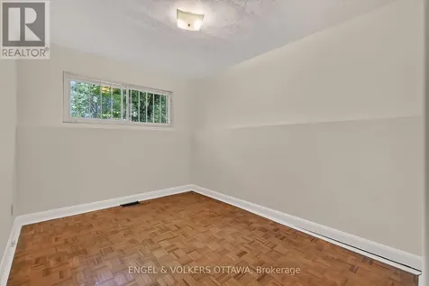 1363 Heron Road Ottawa ON K1V 6A6