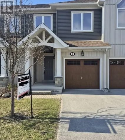 5 Gregory Avenue Collingwood ON L9Y 0Z5