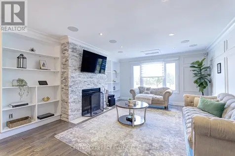 109 Woodcroft Lane Vaughan (west Woodbridge) ON L4L 6T2