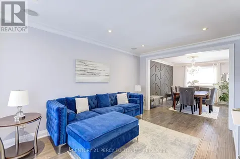 109 Woodcroft Lane Vaughan (west Woodbridge) ON L4L 6T2