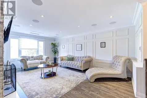 109 Woodcroft Lane Vaughan (west Woodbridge) ON L4L 6T2