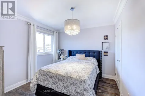 109 Woodcroft Lane Vaughan (west Woodbridge) ON L4L 6T2