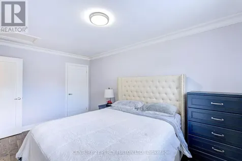 109 Woodcroft Lane Vaughan (west Woodbridge) ON L4L 6T2
