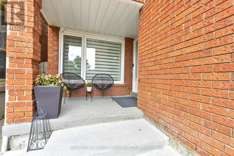 109 Woodcroft Lane Vaughan (west Woodbridge) ON L4L 6T2